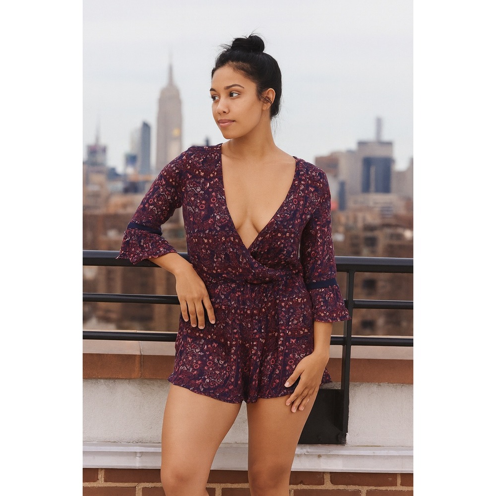 American Eagle Outfitters Boho Floral Peasant Romper Women Small‎ Old Money